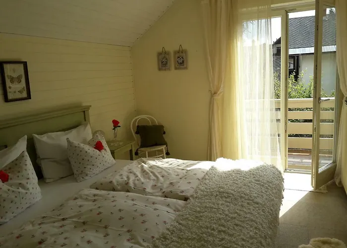 Paradise * بوهينيسكا بيلا